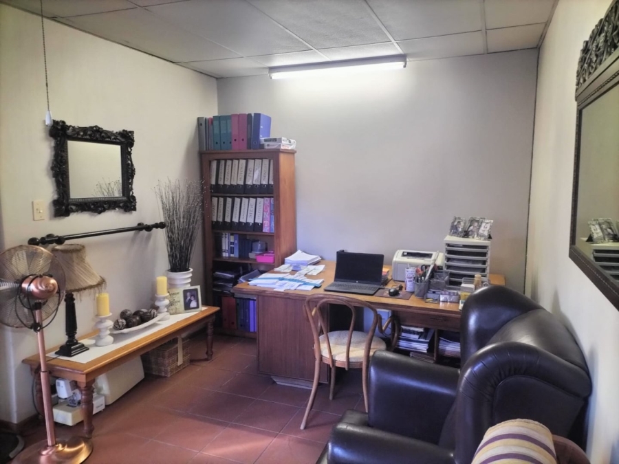 4 Bedroom Property for Sale in Universitas Free State